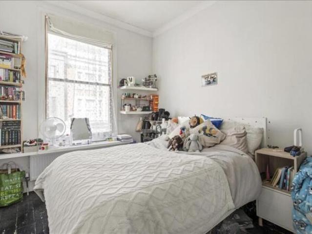 Apartment for sale in Hammersmith, Greater London