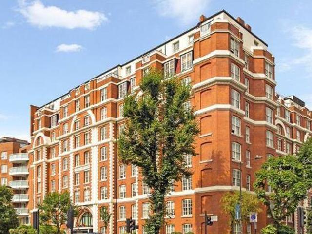 House for sale in City of London, Greater London