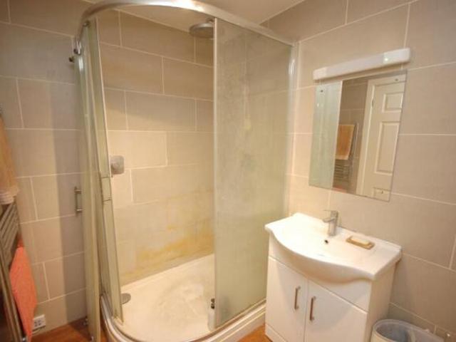 Apartment for sale in England