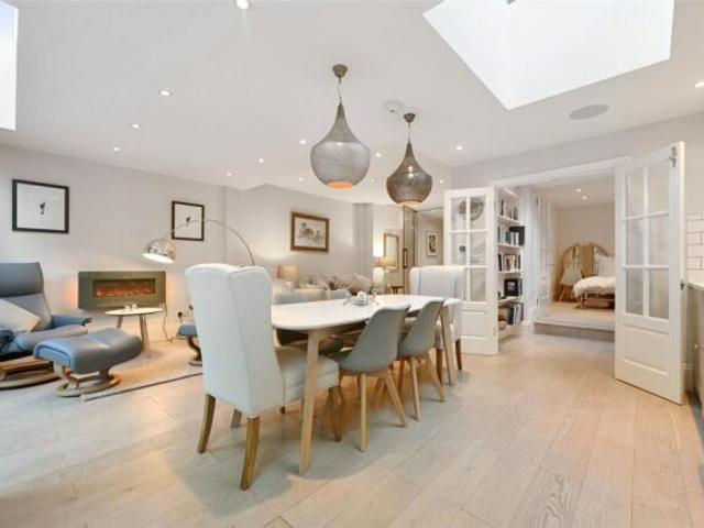 Apartment for sale in Cat Hill