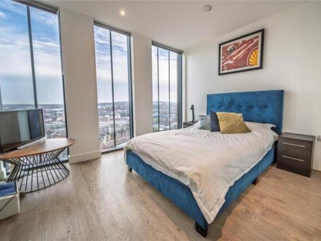 Apartment for sale in Newcastle, Leslie
