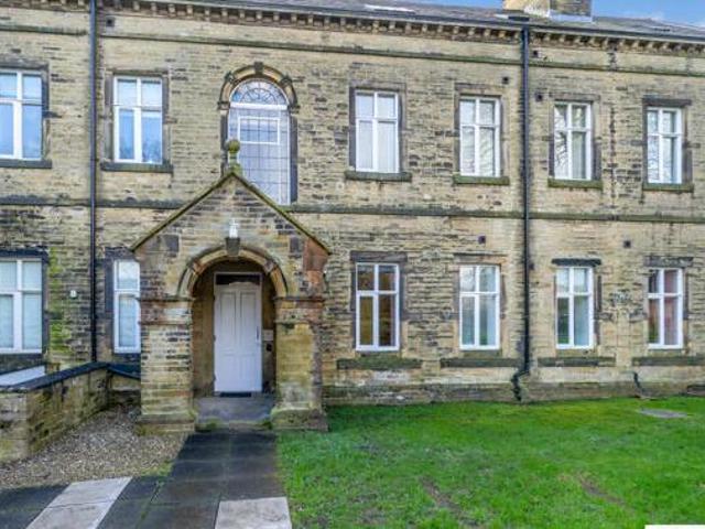 House for sale in Halifax, West Yorkshire