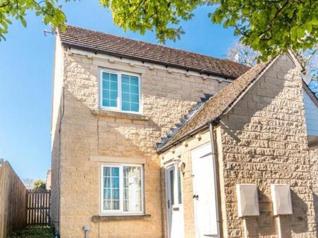 House for sale in Halifax, West Yorkshire