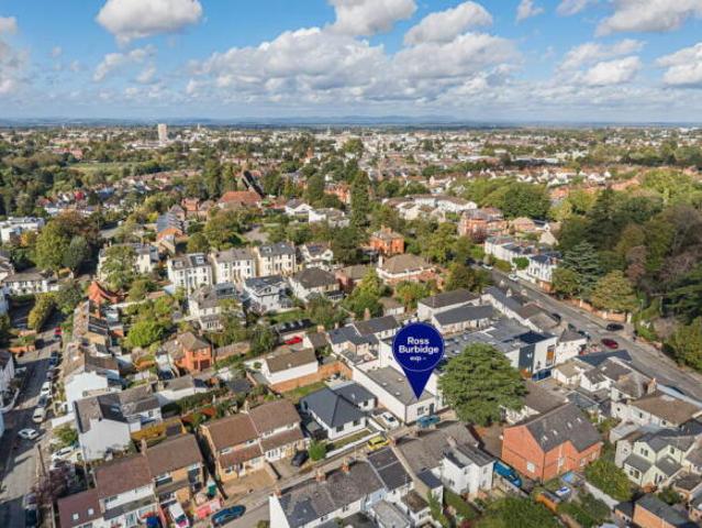 Apartment for sale in Ewens Farm, Cheltenham