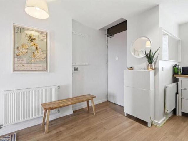 Apartment for sale in Cat Hill