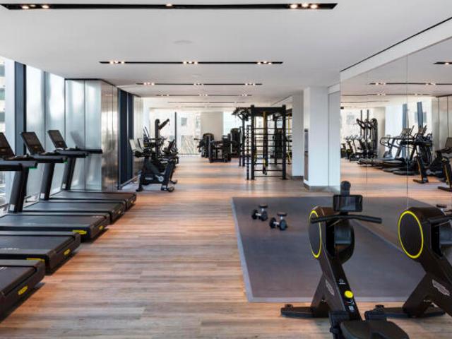 Apartment for sale in Isle Of Dogs, Greater London