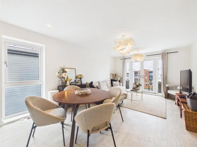 Apartment for sale in Gloucester, Gloucestershire