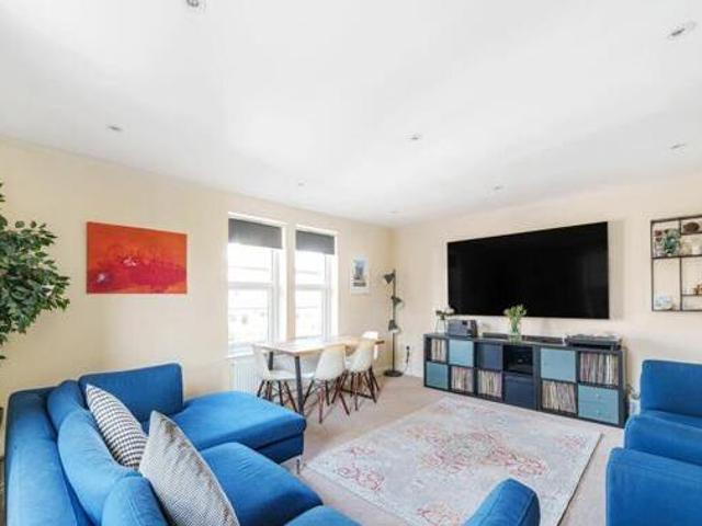 House for sale in Harrogate, North Yorkshire