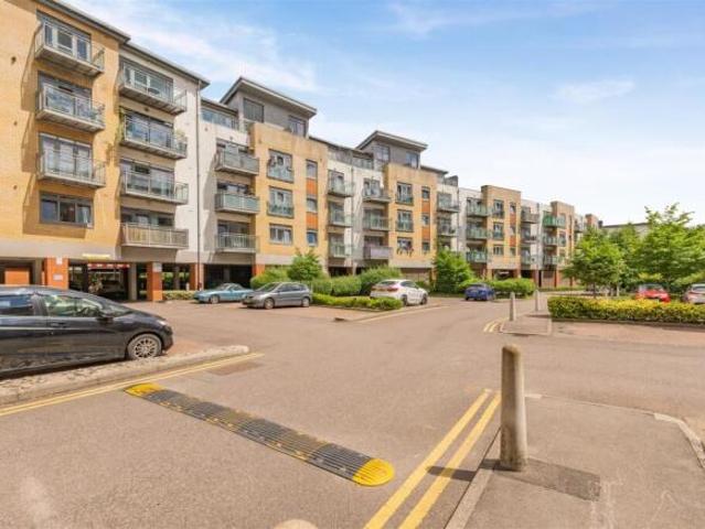 Apartment for sale in Midway, Kent