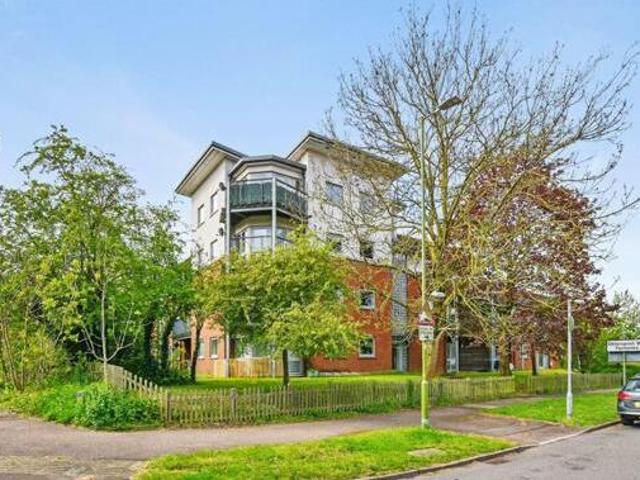 House for sale in Bushey
