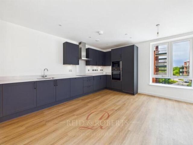 Apartment for sale in Great Boughton, Cheshire