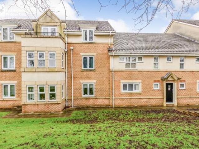 Apartment for sale in Westhoughton, Lee Bank