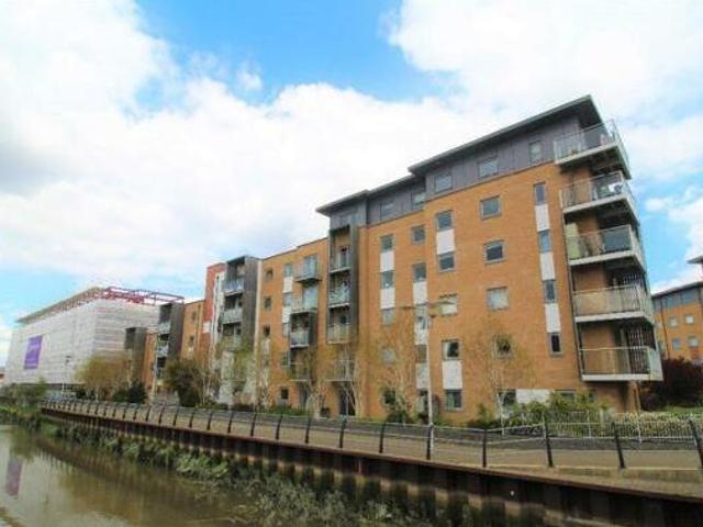 House for sale in Hythe, Colchester