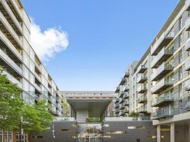 House for sale in Hayes