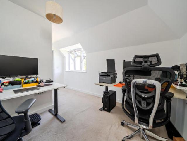 Apartment for sale in Beckenham, Greater London
