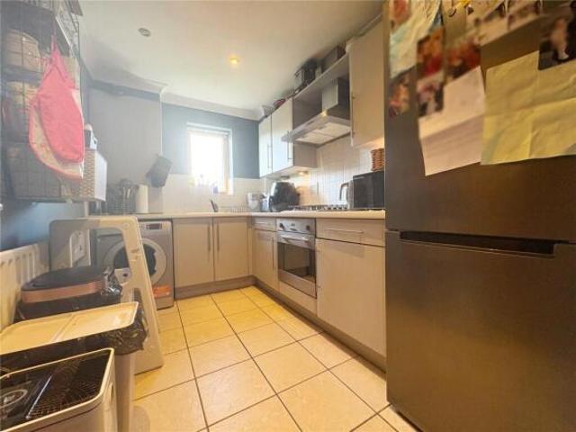 Apartment for sale in Key Street, Suffolk