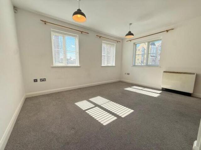Apartment for sale in Northampton, Northamptonshire