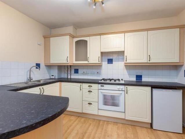 Apartment for sale in Greaves, Bare