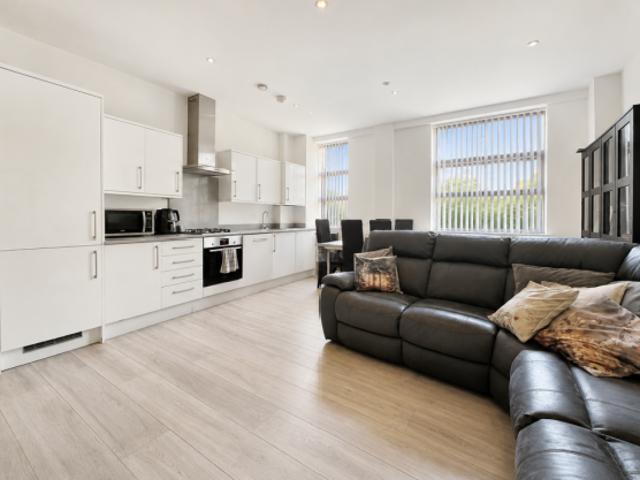 Apartment for sale in Slough