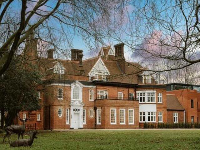 House for sale in Epping