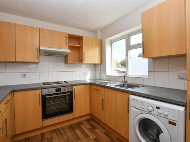 Apartment for sale in Five Acres, Hertfordshire