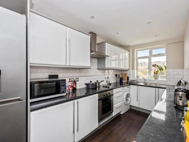 Apartment for sale in Cornwall