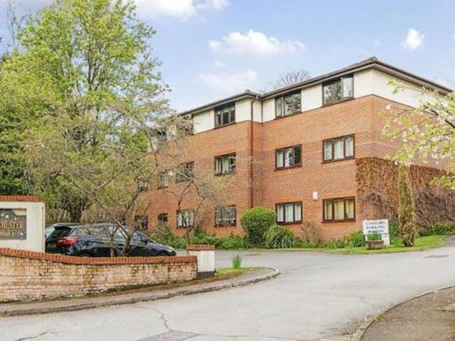 House for sale in Totteridge, Cressex