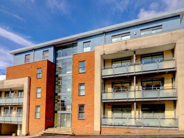 House for sale in Daws Hill, Cressex