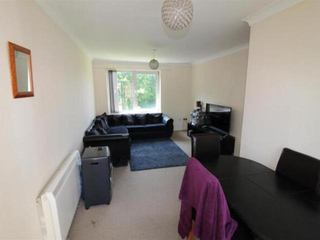 Apartment for sale in Lee Bank, Greater Manchester