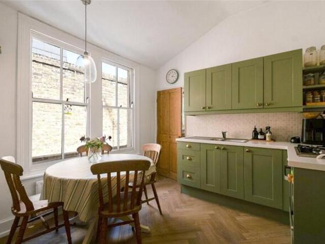 Apartment for sale in Cat Hill