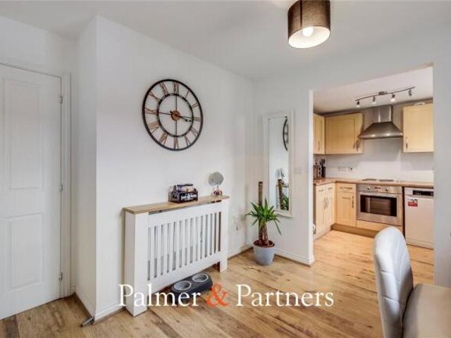 Apartment for sale in Melbourne, Chelmsford