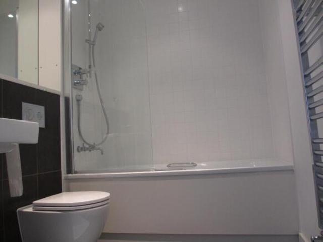 Apartment for sale in Follaton, Strode