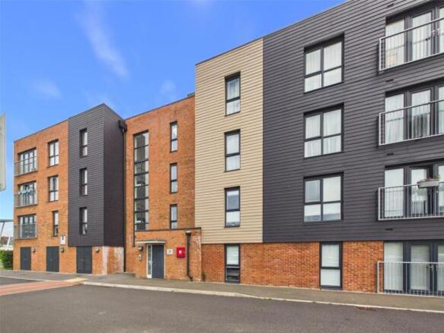 Apartment for sale in Linden, Gloucester