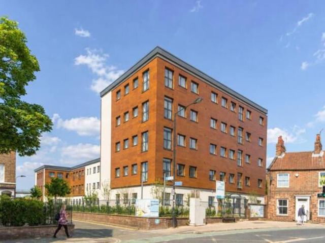 Apartment for sale in Holgate, High Field