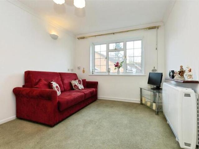 Apartment for sale in Golden Valley, Gloucestershire