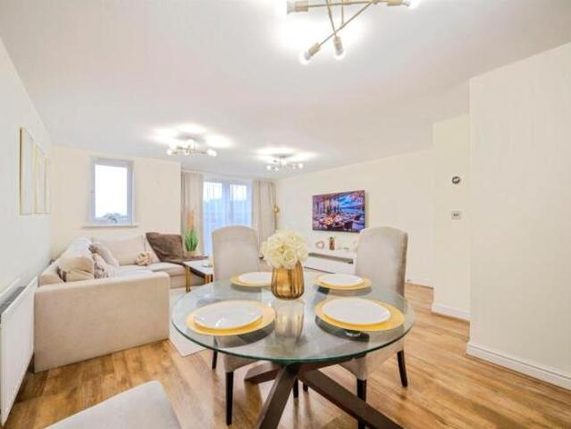 Apartment for sale in Bletchley, Buckinghamshire