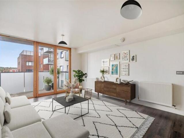 Apartment for sale in Widmore, Greater London