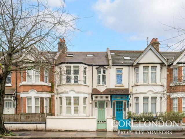 Apartment for sale in South Lane, West Yorkshire