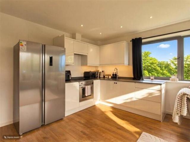 Apartment for sale in Warley, Brentwood