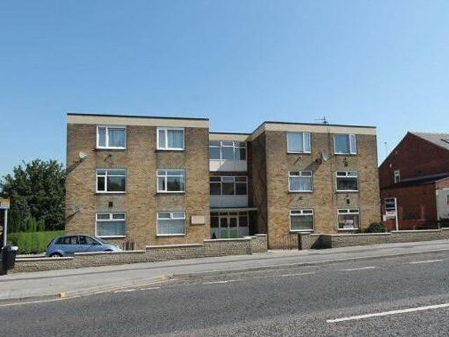 House for sale in Hoyland Common, Tankersley