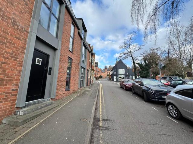 Apartment for sale in Lincoln