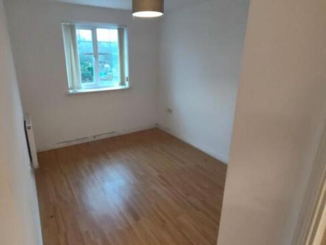 Apartment for sale in Mount Sion, Wales