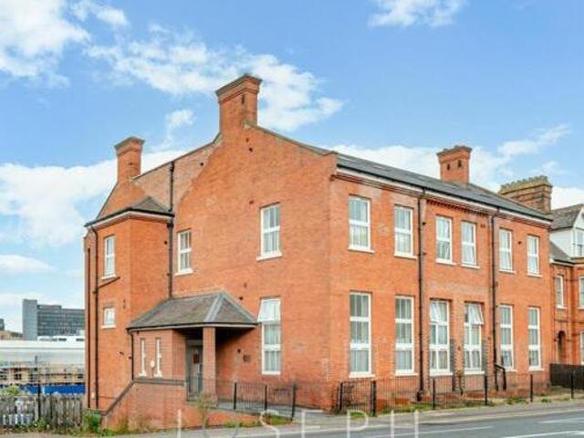 House for sale in Maidenhall, Key Street