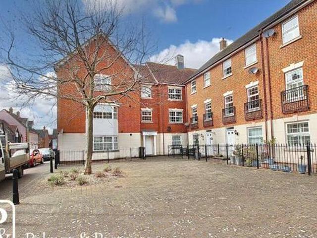 House for sale in Key Street, Suffolk