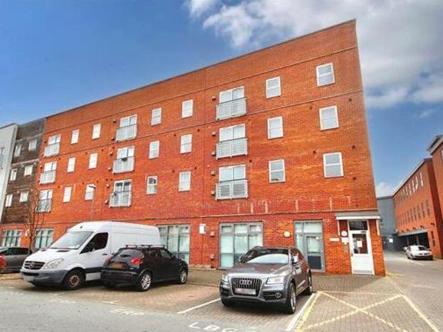 House for sale in Maidenhall, Key Street