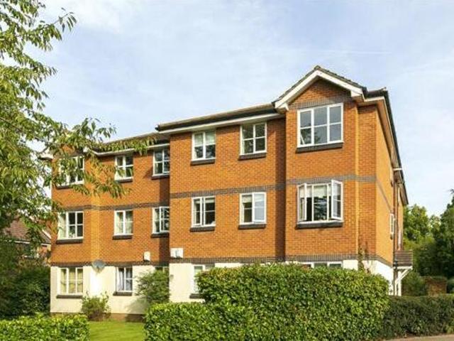 House for sale in Isleworth, Greater London