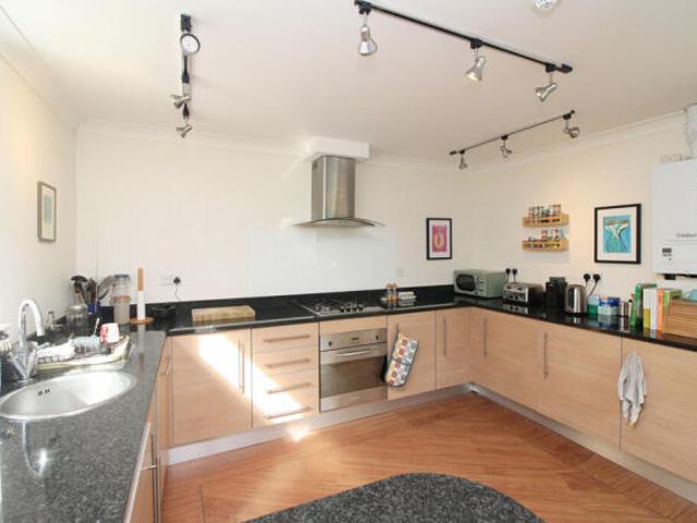 Apartment for sale in Queen's Park, Brighton & Hove