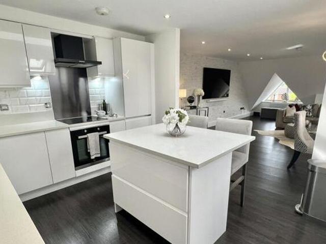 House for sale in Iver