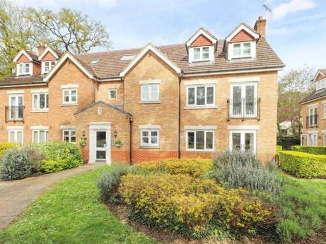 House for sale in Iver