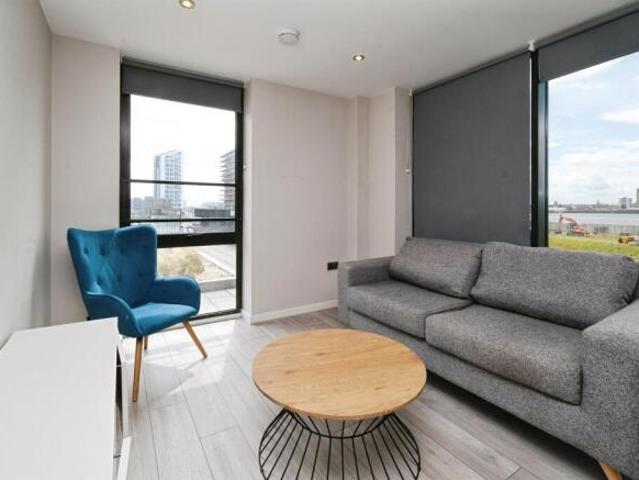 Apartment for sale in Calderstones